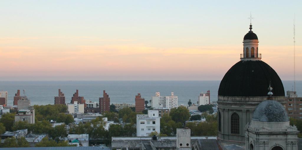 Rentline Apartamentos - Skyline モンテビデオ エクステリア 写真